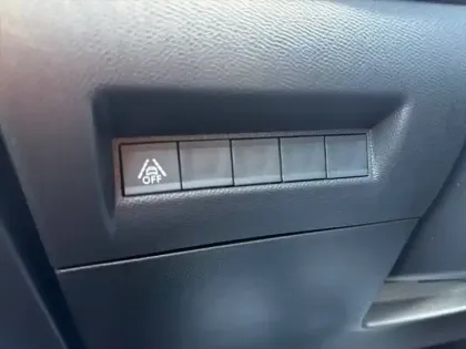 Photo 17 Peugeot 208  PureTech 100 S&S EAT8