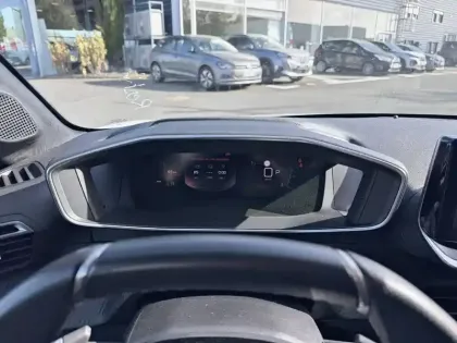 Photo 9 Peugeot 208  PureTech 100 S&S EAT8