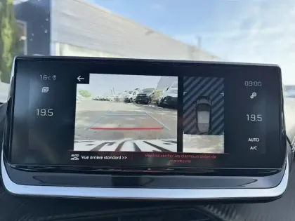 Photo 37 Peugeot 208  PureTech 100 S&S EAT8