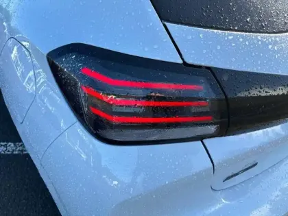 Photo 16 Peugeot 208  Hybrid 110 ch e-DCS6