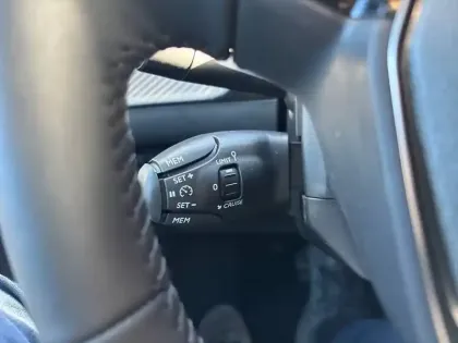 Photo 14 Peugeot 208  Hybrid 110 ch e-DCS6