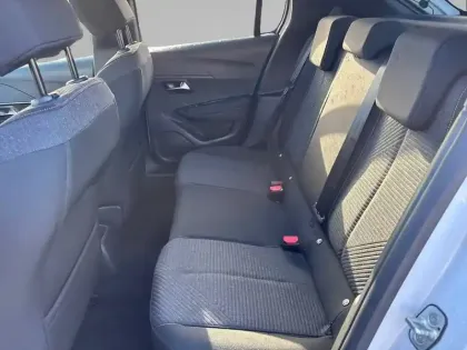 Photo 11 Peugeot 208  Hybrid 110 ch e-DCS6