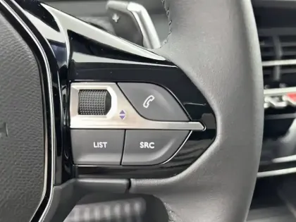 Photo 20 Peugeot 208  Hybrid 100 e-DCS6