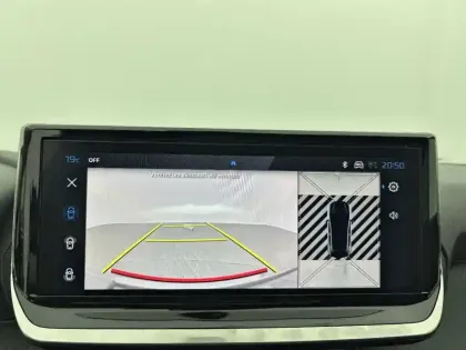 Photo 30 Peugeot 208  Hybrid 100 e-DCS6