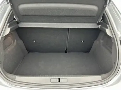 Photo 5 Peugeot 208  Hybrid 100 e-DCS6