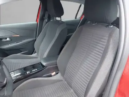 Photo 10 Peugeot 208  Electrique 50 kWh 136ch