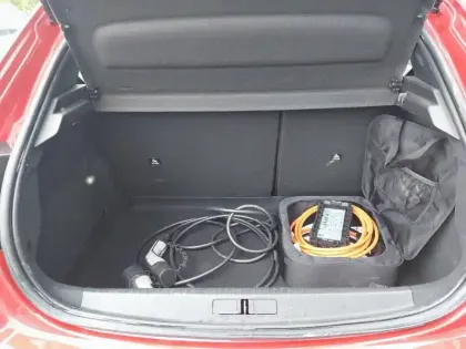 Photo 5 Peugeot 208  Electrique 50 kWh 136ch