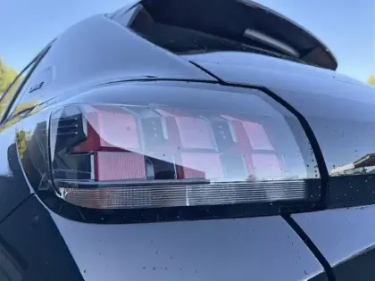 Photo 16 Peugeot 208  Electrique 50 kWh 136ch