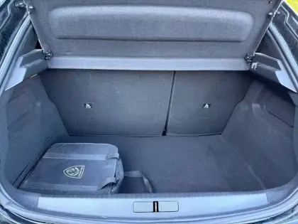 Photo 5 Peugeot 208  Electrique 50 kWh 136ch