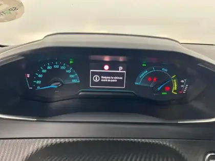 Photo 31 Peugeot 208  Electrique 50 kWh 136ch