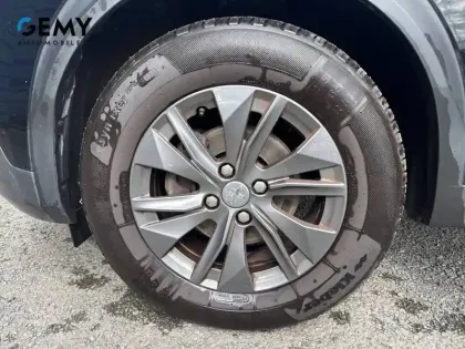 Photo 11 Peugeot 2008  PureTech 100 S&S BVM6
