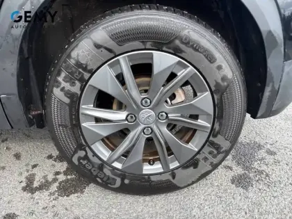 Photo 10 Peugeot 2008  PureTech 100 S&S BVM6