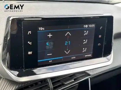 Photo 17 Peugeot 2008  PureTech 100 S&S BVM6