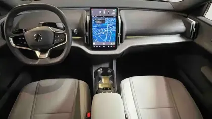 Photo 20 Volvo Ex30  Single Extended Range 272 ch 1EDT