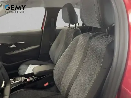 Photo 8 Peugeot 208  Hybrid 110 ch e-DCS6