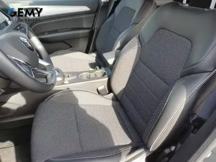 Photo 8 Renault Arkana  E-Tech hybride 145 - 22
