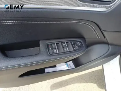 Photo 13 Renault Arkana  E-Tech hybride 145 - 22