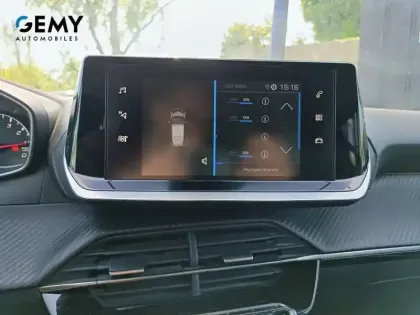 Photo 19 Peugeot 208  PureTech 100 S&S BVM6