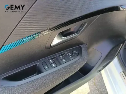 Photo 12 Peugeot 208  PureTech 100 S&S BVM6