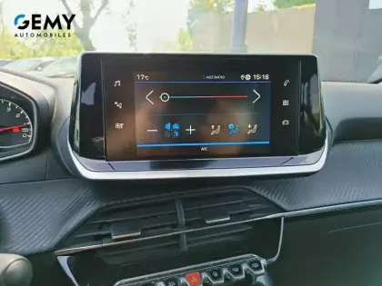 Photo 16 Peugeot 208  PureTech 100 S&S BVM6