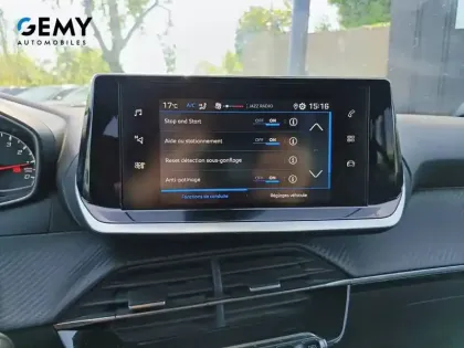 Photo 18 Peugeot 208  PureTech 100 S&S BVM6