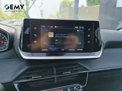 Photo 14 Peugeot 208  PureTech 100 S&S BVM6