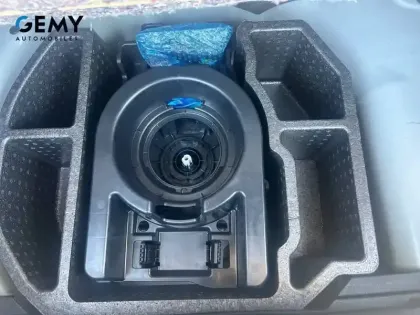 Photo 18 Peugeot 208  PureTech 75 S&S BVM5