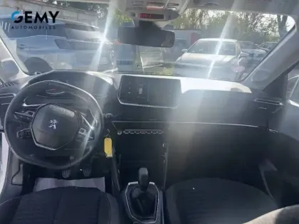 Photo 7 Peugeot 208  PureTech 75 S&S BVM5