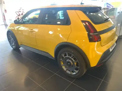 Photo 7 Renault 5 Renault  E-Tech Electrique 120 ch autonomie urbaine