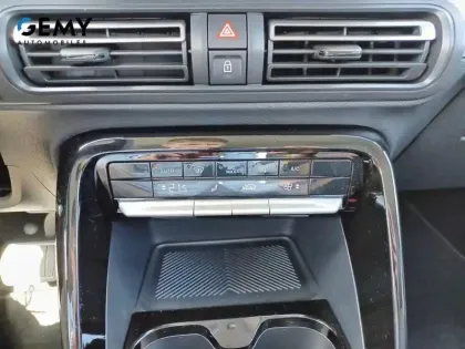 Photo 13 Citroën C3 Aircross  Hybride 145 ch Aut