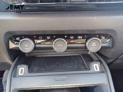 Photo 19 Citroën C4  PureTech 155 S&S EAT8