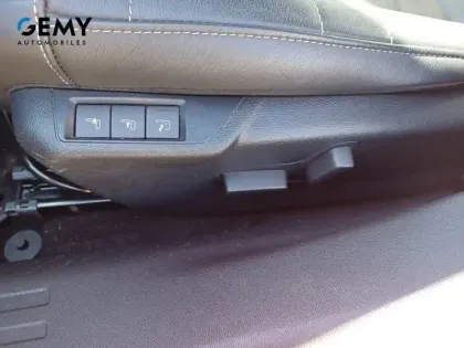 Photo 12 Citroën C4  PureTech 155 S&S EAT8