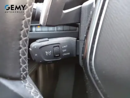 Photo 15 Peugeot 3008  Hybrid 225 e-EAT8