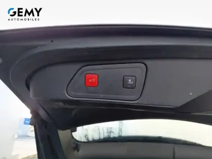 Photo 11 Peugeot 3008  Hybrid 225 e-EAT8