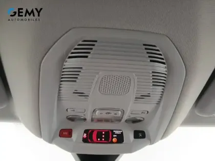 Photo 33 Peugeot 3008  Hybrid 225 e-EAT8