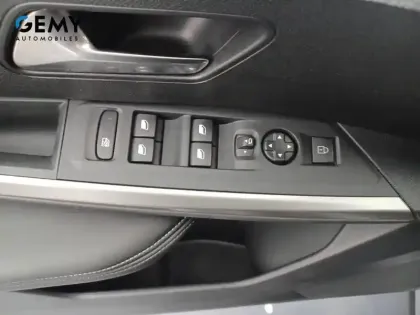 Photo 8 Peugeot 3008  Hybrid 145 e-DCS6