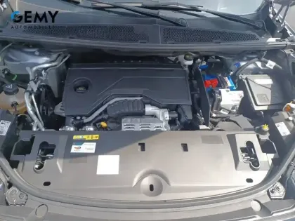 Photo 32 Peugeot 3008  Hybrid 145 e-DCS6