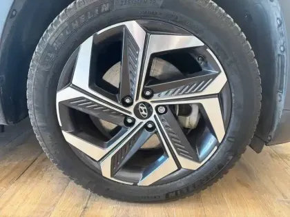 Photo 15 Hyundai Tucson  1.6 T-GDI 230 Hybrid BVA6