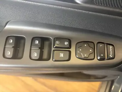 Photo 20 Hyundai Kona  Electrique 64 kWh - 204 ch