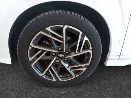 Photo 52 Hyundai Kona  1.0 T-GDi 120 Hybrid 48V