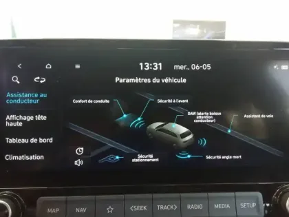 Photo 29 Hyundai Kona  1.0 T-GDi 120 Hybrid 48V