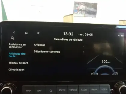 Photo 74 Hyundai Kona  1.0 T-GDi 120 Hybrid 48V
