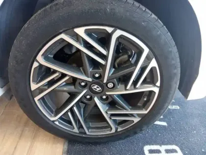 Photo 58 Hyundai Kona  1.0 T-GDi 120 Hybrid 48V