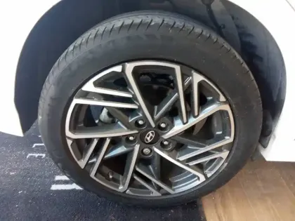 Photo 54 Hyundai Kona  1.0 T-GDi 120 Hybrid 48V