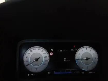 Photo 70 Hyundai Kona  1.0 T-GDi 120 Hybrid 48V