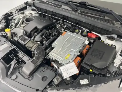 Photo 35 Renault Arkana  E-Tech hybride 145 - 22