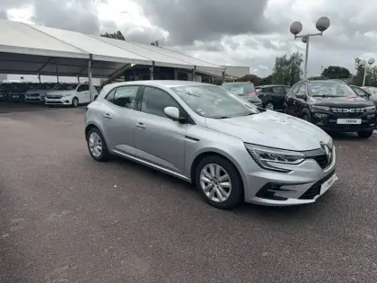 Photo 23 Renault Megane Mégane IV Berline Blue dCi 115 - 20