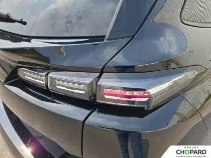 Photo 27 Peugeot 308  SW Hybrid 136 e-DCS6