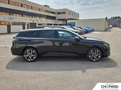 Photo 35 Peugeot 308  SW Hybrid 136 e-DCS6