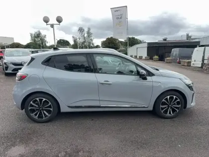Photo 5 Renault Clio  E-Tech full hybrid 145